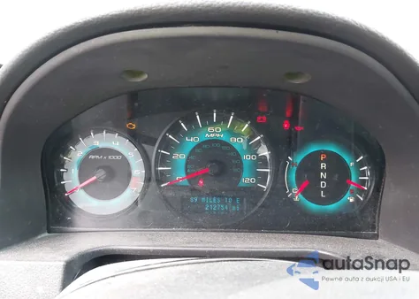 2010 Ford Fusion Se z USA, uszkodzony, nr VIN 3FAHP0HAXAR283610